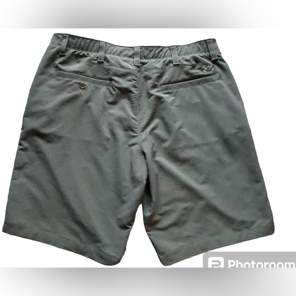 Under Armor Men’s Grey Comfort Waistband, Loose, DriFit Golf Shorts, Siz… - Picture 2 of 10